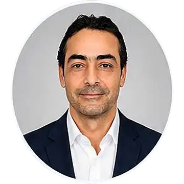 Thameur Radhouan founder and embroidery digitizing expert at Brodivers in Doha, Qatar
